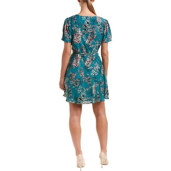 Cupcakes and Cashmere Dezzi Floral Wrap Dress in Emerald - S - Picture 5 of 5
